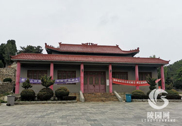 大连大连柳山公墓